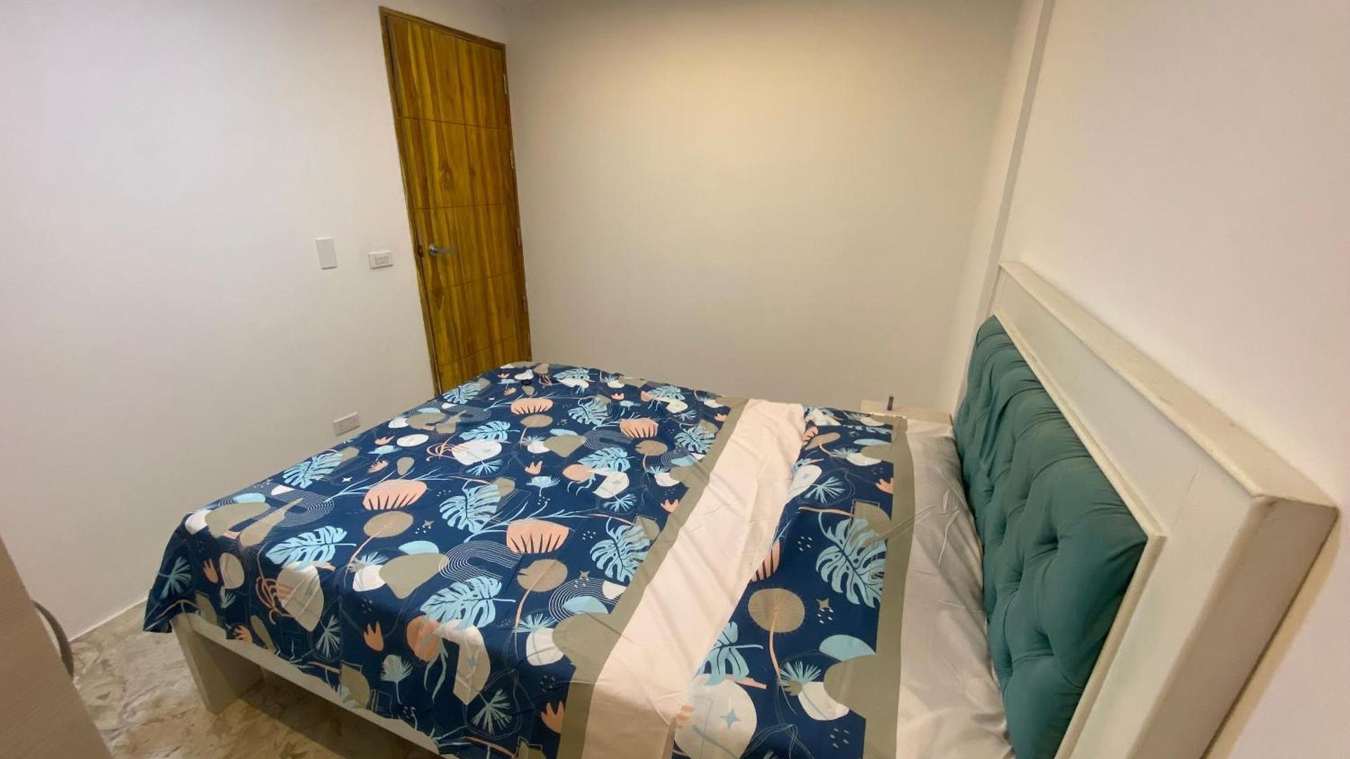 Apartamento Casa De Lujo En Barrio Popular
