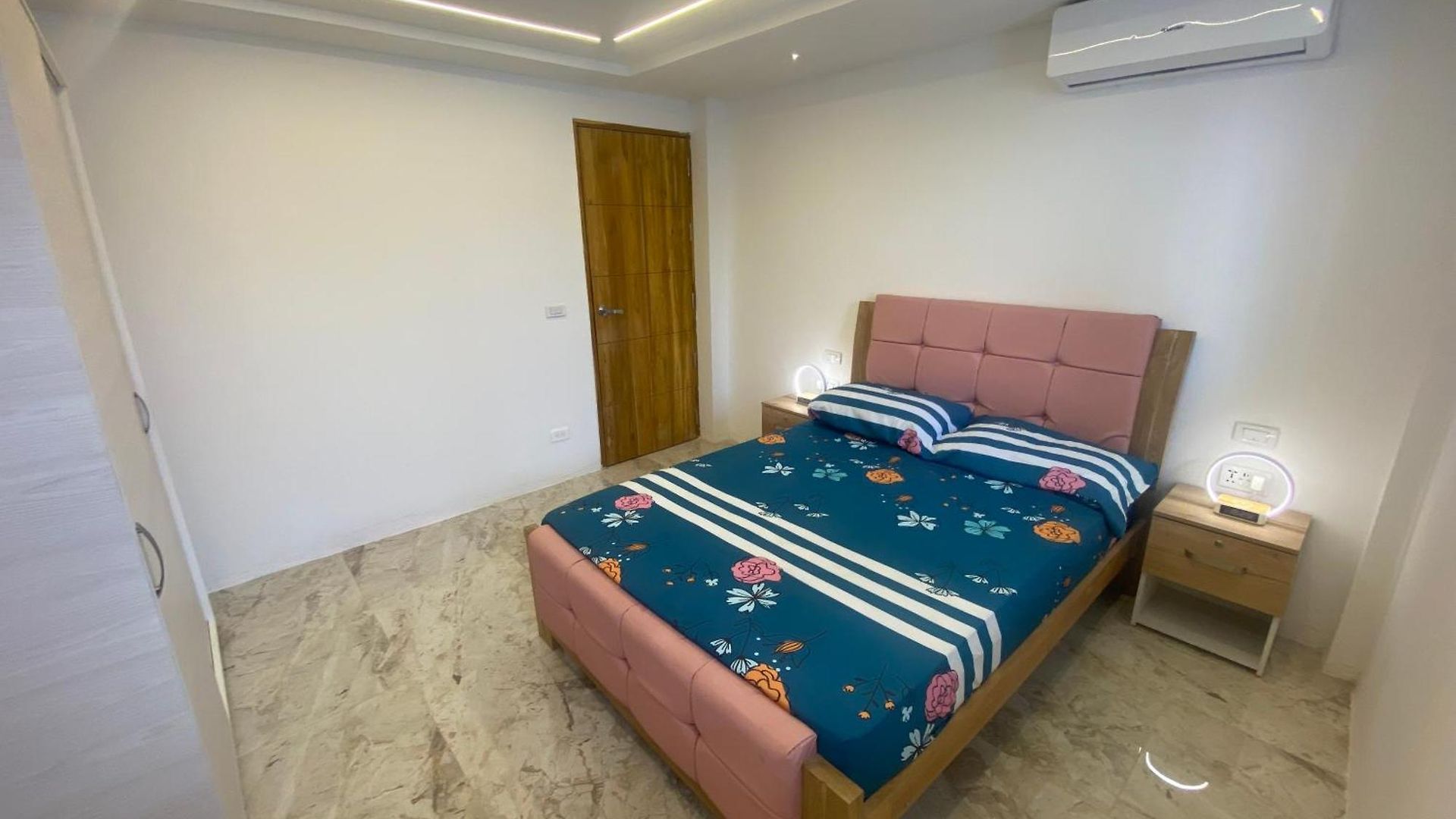 Casa De Lujo En Barrio Popular Apartamento Cartagena