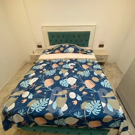 Casa De Lujo En Barrio Popular Apartamento *