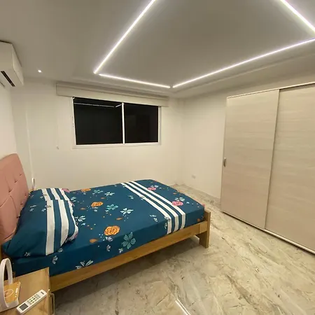 Casa De Lujo En Barrio Popular Apartamento Cartagena