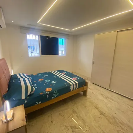 Apartamento Casa De Lujo En Barrio Popular