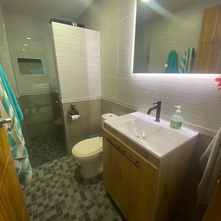 Apartamento Casa De Lujo En Barrio Popular *