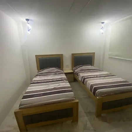 Apartamento Casa De Lujo En Barrio Popular