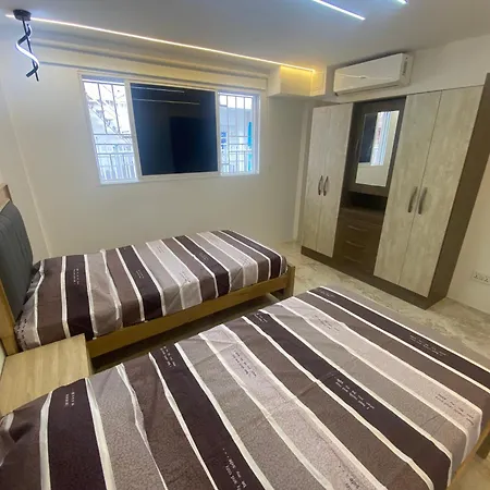 Casa De Lujo En Barrio Popular Apartamento Cartagena