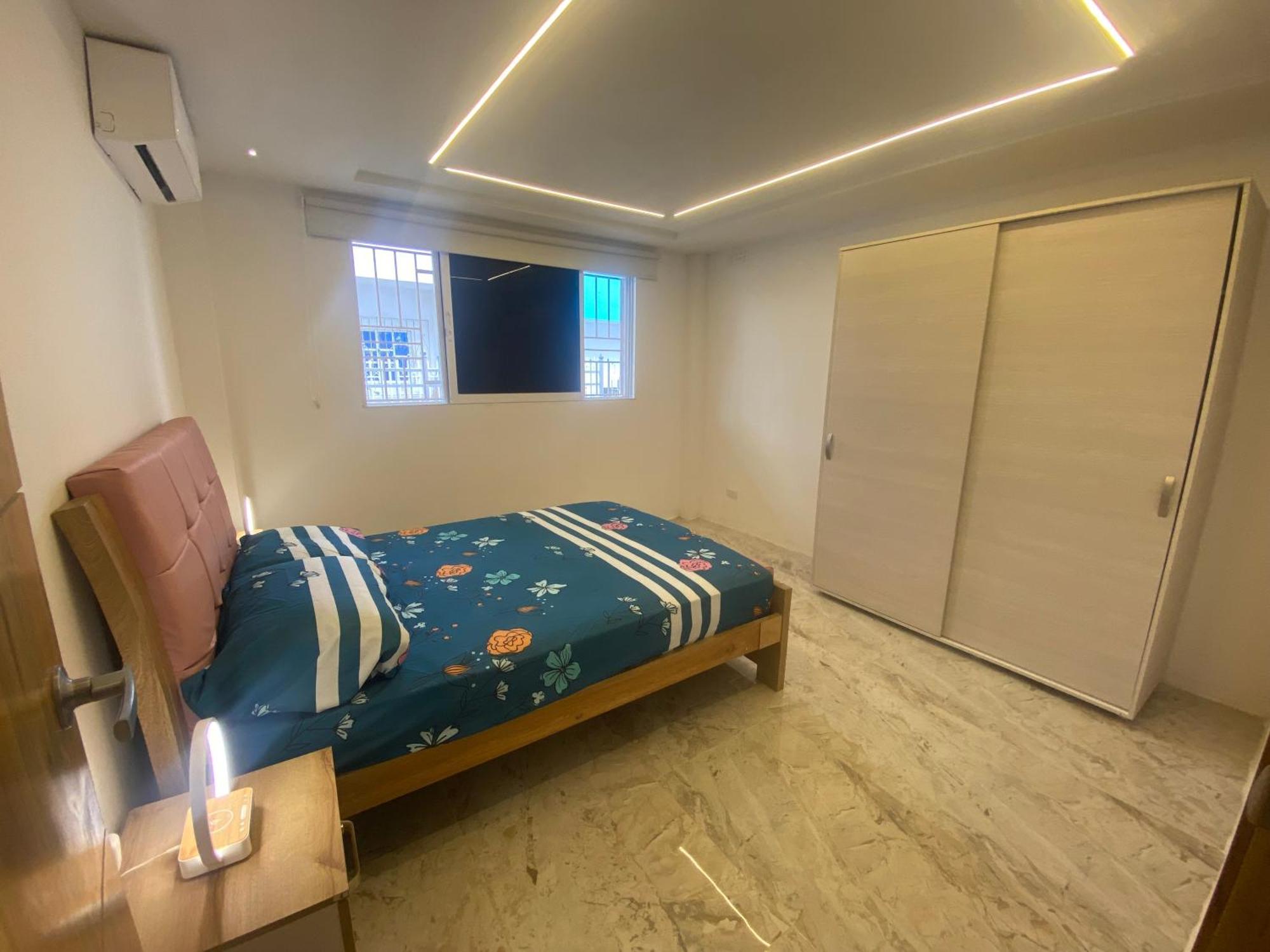 Apartamento Casa De Lujo En Barrio Popular