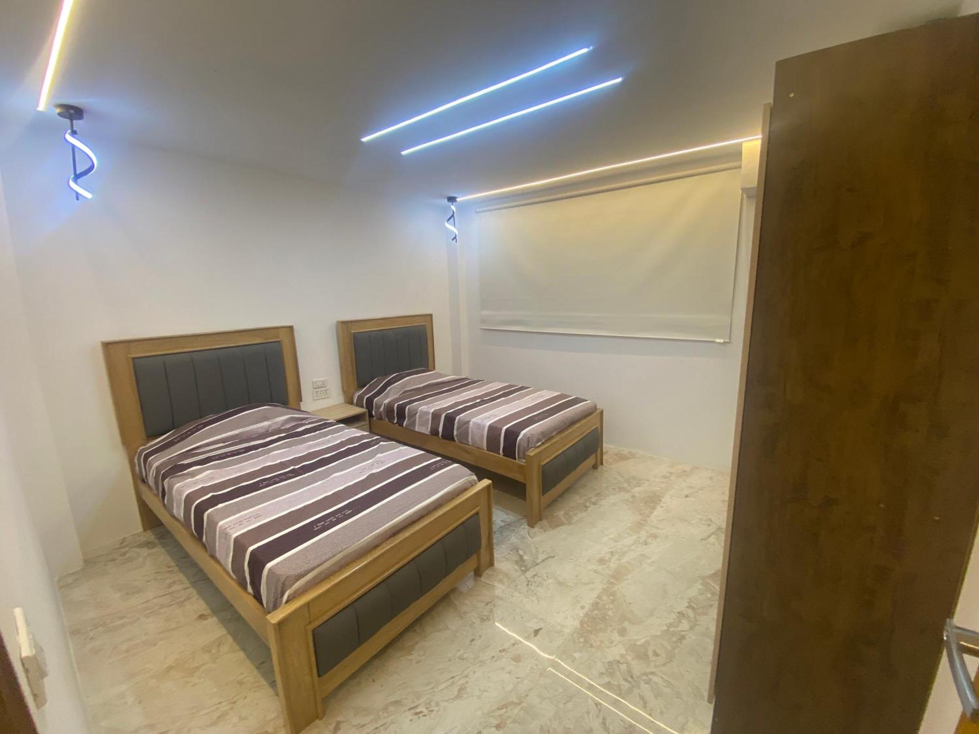 Casa De Lujo En Barrio Popular Cartagena